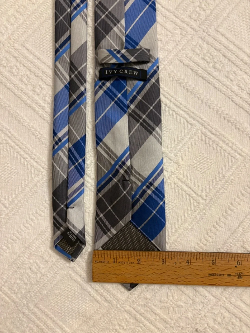 Ivy Crew Men’s Plaid Necktie – Blue, Gray & White